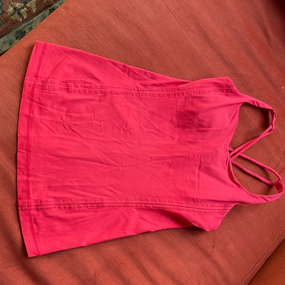 Lululemon athletic top